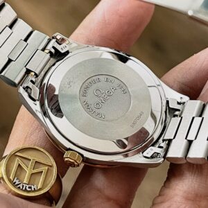 2 Omega Speedmaster 366.0895