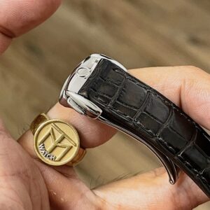 3 Omega Deville GMT 48623132