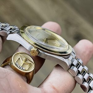 5 Omega Speedmaster 366.0895