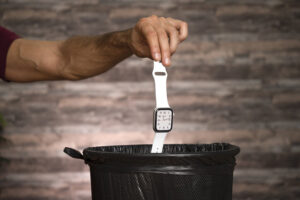 Tiet-lo-ly-do-bat-ngo-ve-viec-khong-nen-dung-dong-ho-thong-minh 2