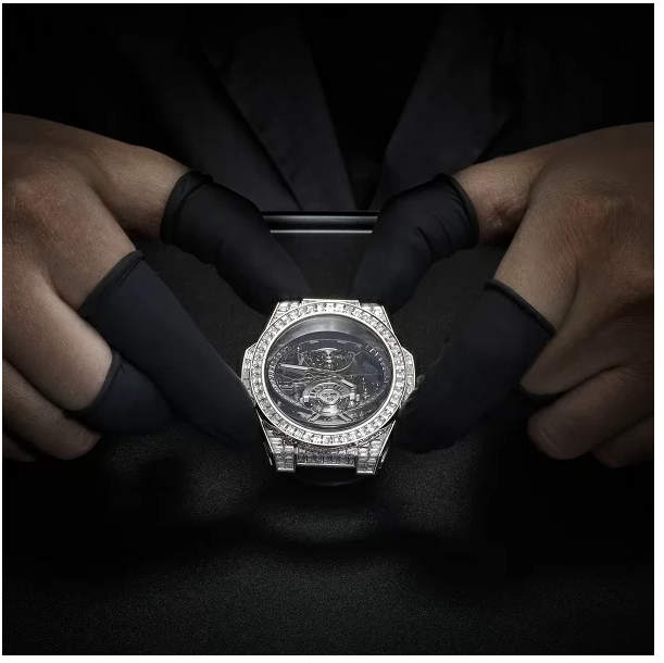 cach deo dong ho hublot 2