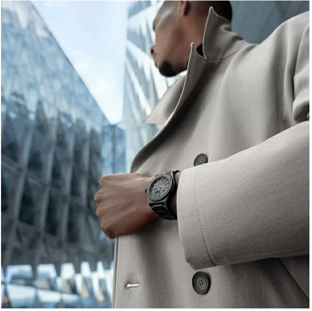 cach deo dong ho hublot 5