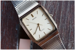 dong ho seiko tank 13