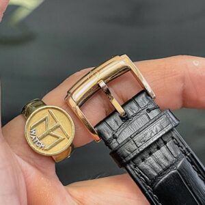 4 Baume & Mercier Classima Automatic 18k Rose gold MOA10271