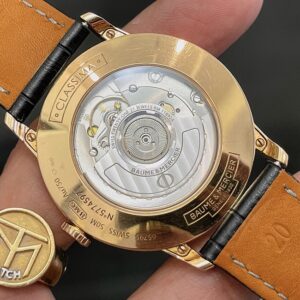 5 Baume & Mercier Classima Automatic 18k Rose gold MOA10271