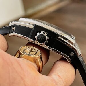 5 Hublot Spirit Of Big Bang 647.NX.5171.LR.1201
