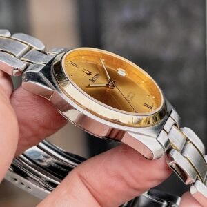 5 Bulova 543000 Automatic ETA 2824