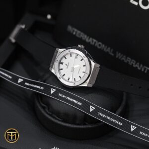 2 Hublot Classic 582.NX.2610.RX