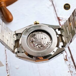 4 Bulova Surveyor Automatic 98A284