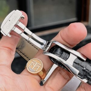 4 Omega De Ville X2 Big Date 7813.50.31 Calibre 2610