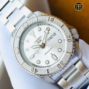 4 Seiko Automatic Sports SRPE71K1