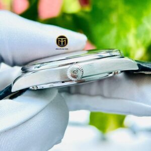 1 Omega 511.13.40.20.06.002 Co-axial Master Chronometer