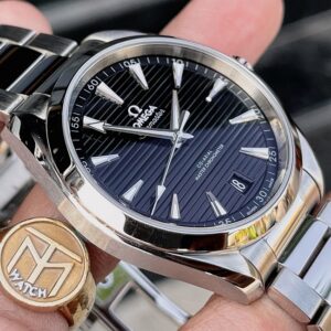 2 Omega Seamaster Aqua Terra Master 220.10.41.21.01.001