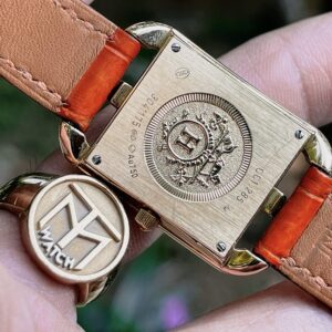2 Hermes CC1.185