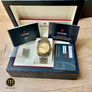 3 Tudor Classic Date-Day Champagne 23013-62113