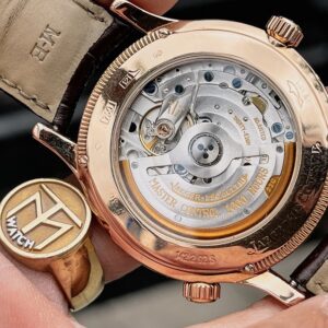 4 Jaeger-LeCoultre Master Control Geographic 142.240.927SB