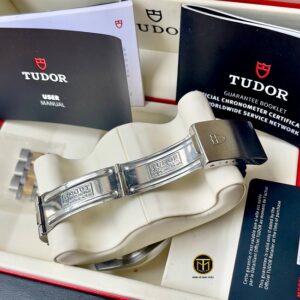 4 Tudor Classic Date-Day Champagne 23013-62113