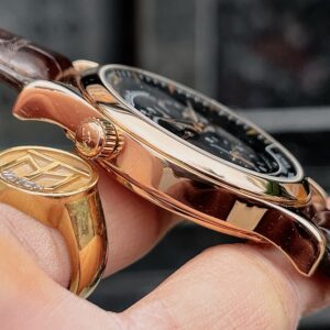 5 Jaeger-LeCoultre Master Control Geographic 142.240.927SB