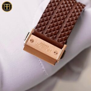 2 Hublot Big Bang Chronograph Diamond 341.PC.1007.RX.114