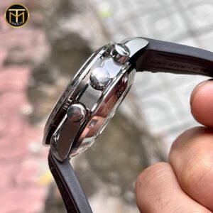 3 Omega Speedmaster Racing Chronograph 326.32.40.50.02.001