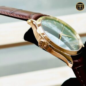 4 Baume & Mercier Clifton MOA10059 Automatic