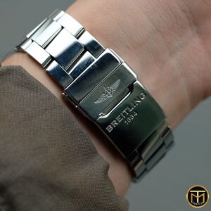 4 Breitling Avenger II GMT BLUE A32390 43mm