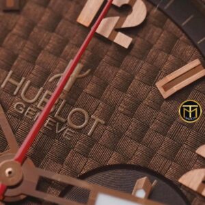 6 Hublot Big Bang Chronograph Diamond 341.PC.1007.RX.114