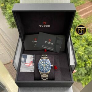2 Tudor BlackBay Fifty-Eight 39mm Blue M79030B-0001