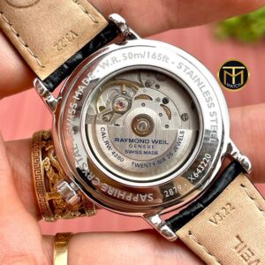 4 Raymond Weil 2879-STC-60001 Maestro Moonphase Automatic