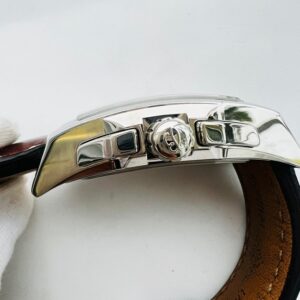 5 Breitling Bentley Flying B Big Date Chronograph A4436512