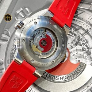 5 Oris Aquis Date Relief 300M Automatic