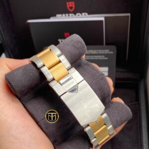 5 Tudor Black Bay Chronograph Champagne M79363N-0007