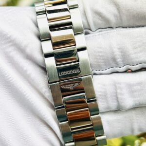 6 Longines Conquest Classic GMT L2.799.5.56.7