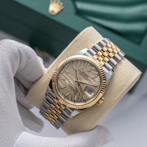 7 Rolex Datejust 36 126233-0037 Automatic