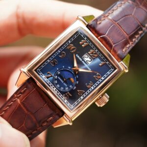 1 Girard Perregaux Vintage 1945 Grande Date 2580