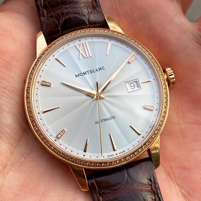 1 Montblanc Heritage 113706 Spirit Date Diamond 40mm 1 Montblanc Heritage 113706 Spirit Date Diamond 40mm