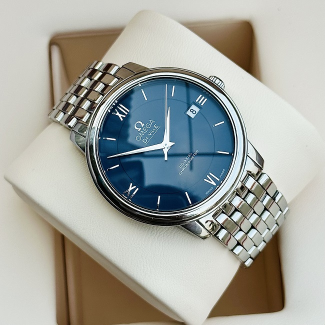 1 Omega DeVille Prestige Chronometer 424.10.37.20.03.001 1 Omega DeVille Prestige Chronometer 424.10.37.20.03.001