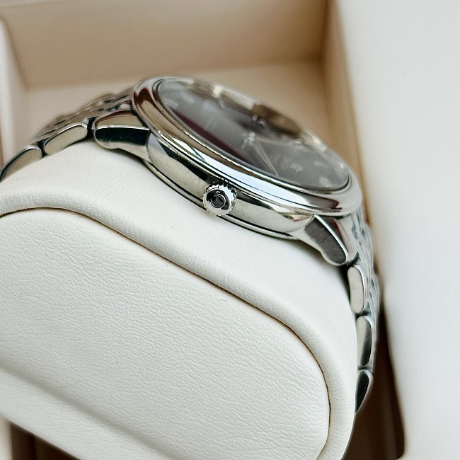 2 Omega DeVille Prestige Chronometer 424.10.37.20.03.001 2 Omega DeVille Prestige Chronometer 424.10.37.20.03.001