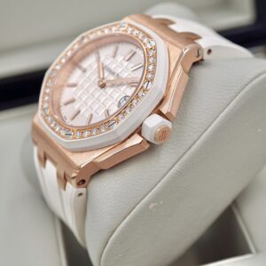 3 Audemars Piguet 67540OKZZA010CA01 18K Rose Gold