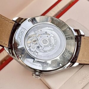3 Baume & Mercier Clifton 10052 Classic Automatic