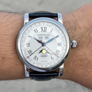 3 Montblanc Star 110703 Legacy Full Calendar