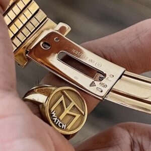 3 Omega GMT 18K Gold 4133.30.00