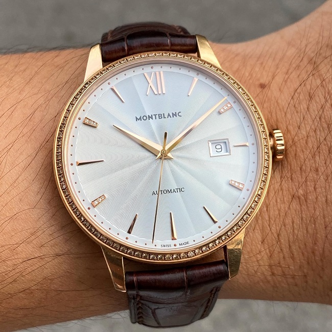 4 Montblanc Heritage 113706 Spirit Date Diamond 40mm 4 Montblanc Heritage 113706 Spirit Date Diamond 40mm