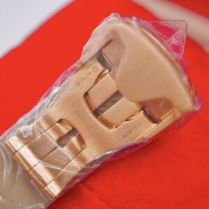 5 Omega Constellation 123.58.35.20.55.003 18k Rose Gold