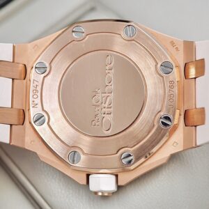 6 Audemars Piguet 67540OKZZA010CA01 18K Rose Gold