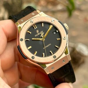 1 Hublot Classic Fusion Black 18k 565.OX.1181.LR 38mm