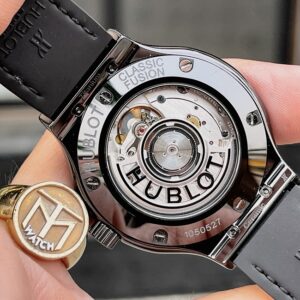 4 Hublot Classic Fusion 565.CX.1210.VR.1204 Ceramic Titanium