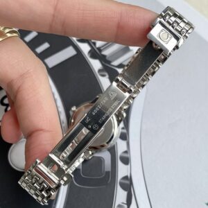 4 Omega DeVille Prestige 424.10.27.60.53.001 Diamond