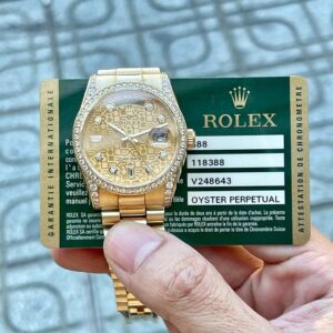 4 Rolex Day-Date 118388 Champagne 36mm
