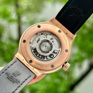 5 Hublot Classic Fusion Black 18k 565.OX.1181.LR 38mm